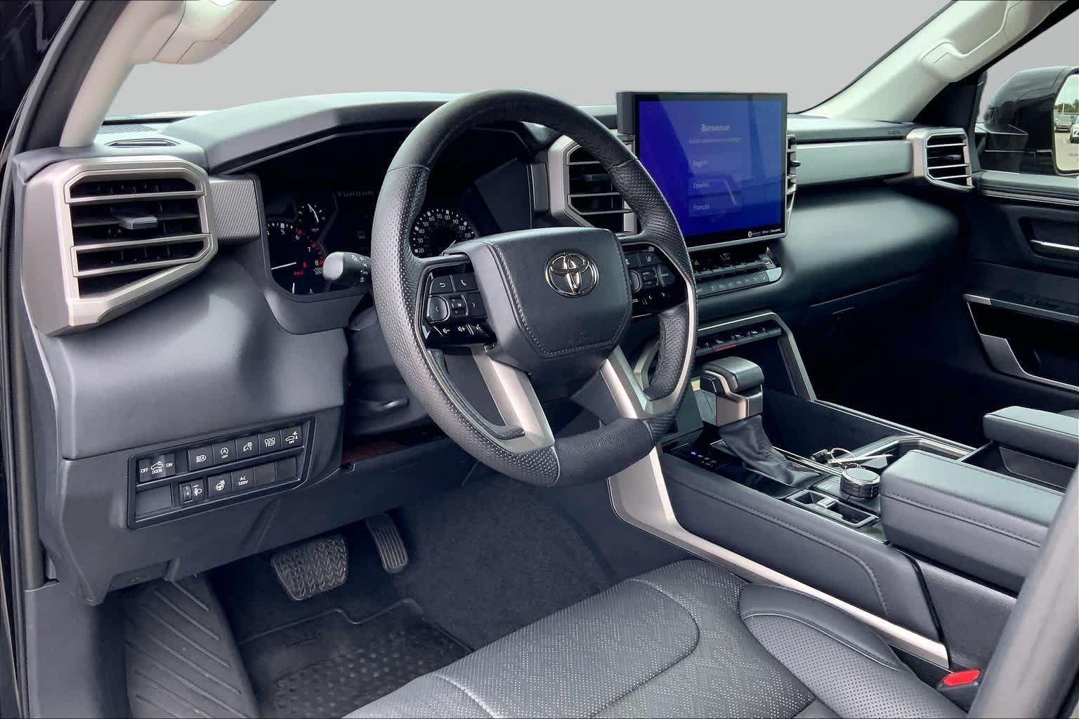 Used 2023 Toyota Tundra Limited AWD/4WD image 17