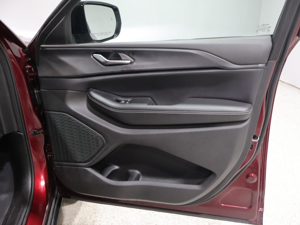 Certified 2023 Jeep Grand Cherokee Altitude AWD/4WD image 25