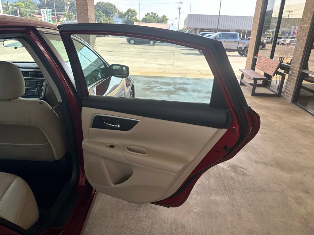 Used 2017 Nissan Altima 2.5 SV FWD image 19
