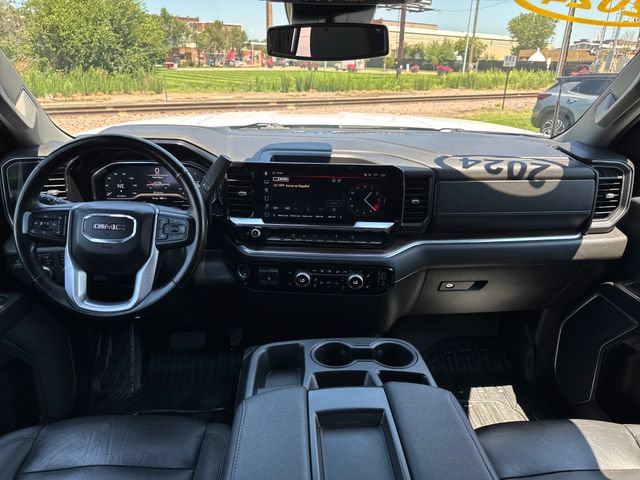 Used 2024 GMC Sierra 2500 SLT AWD/4WD image 14