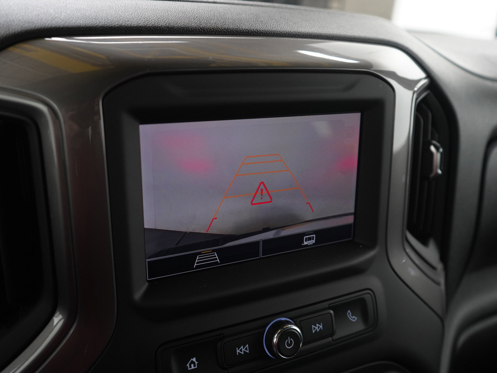 Used 2024 Chevrolet Silverado 2500 Custom w/ Custom Value Package image 21