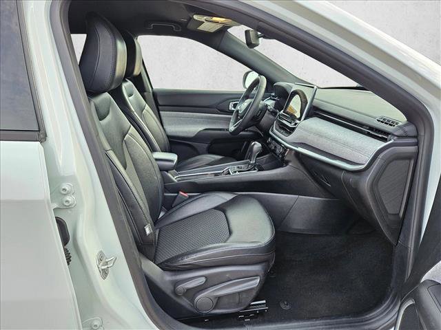 Used 2024 Jeep Compass Latitude image 21