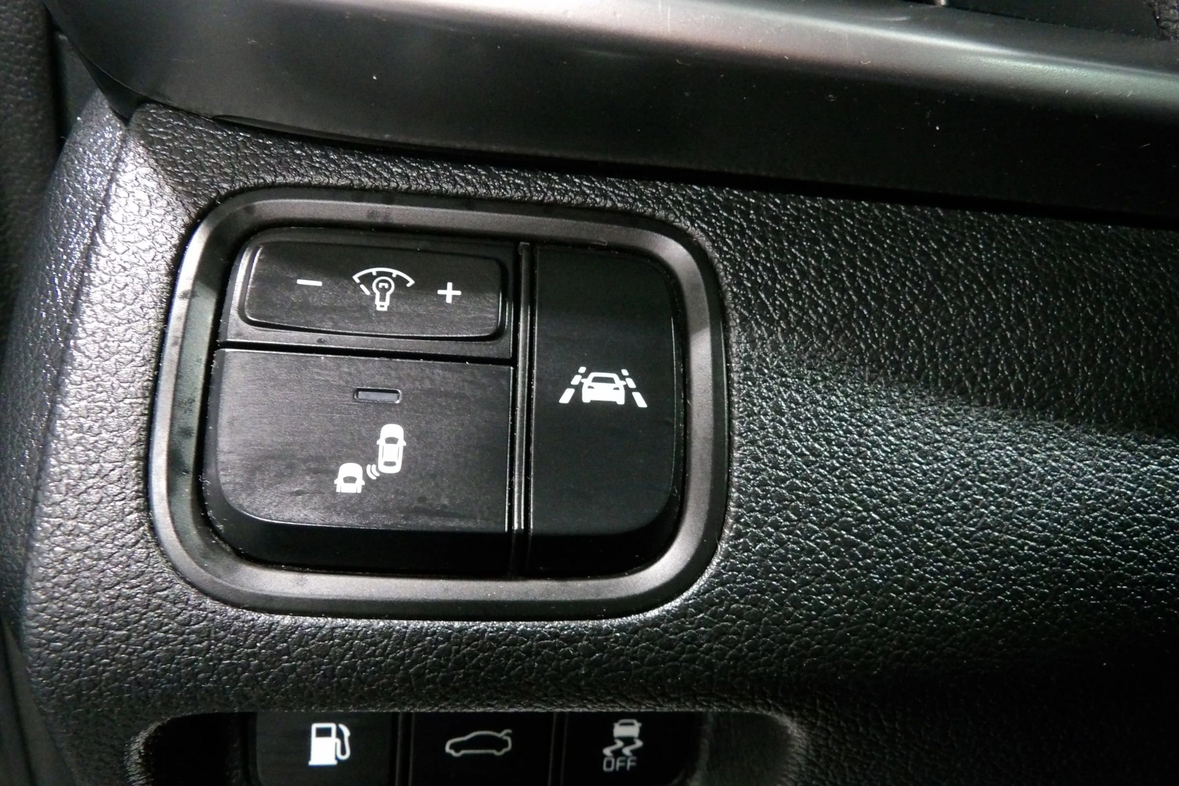 Used 2020 Kia Optima S w/ S Panoramic Sunroof Package image 24