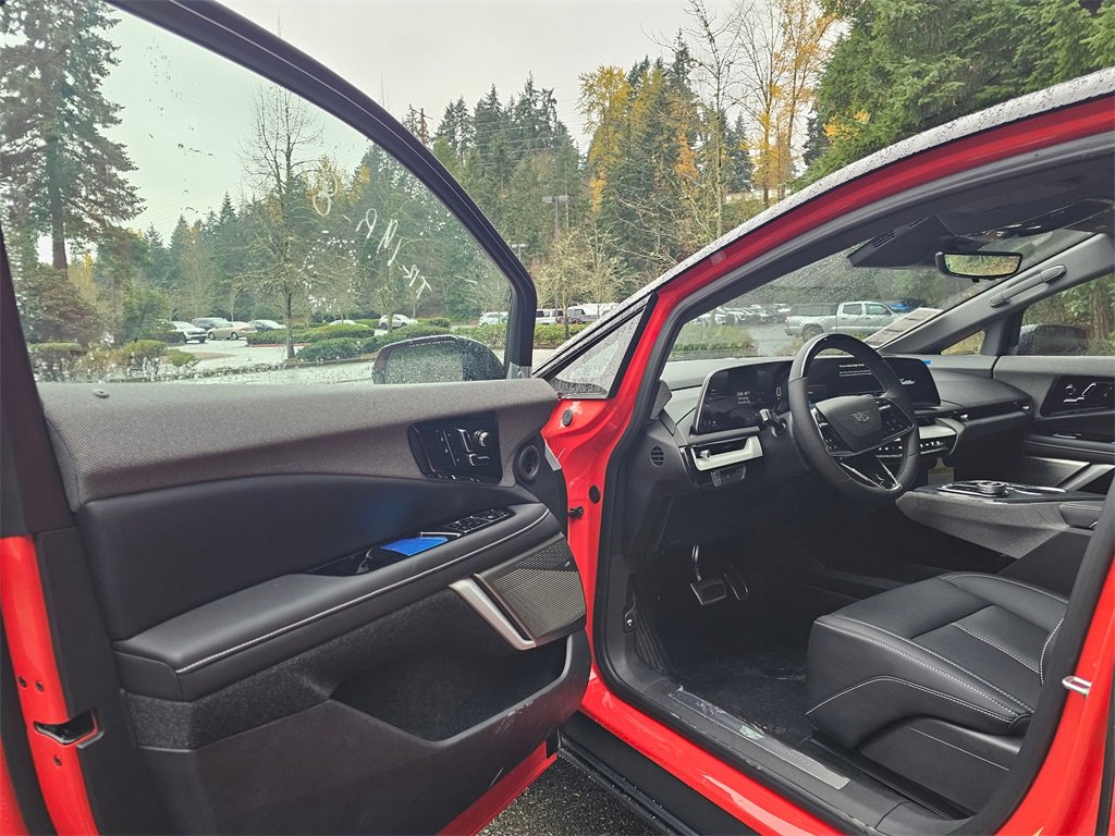 New 2026 Cadillac Optiq Sport 1 image 20