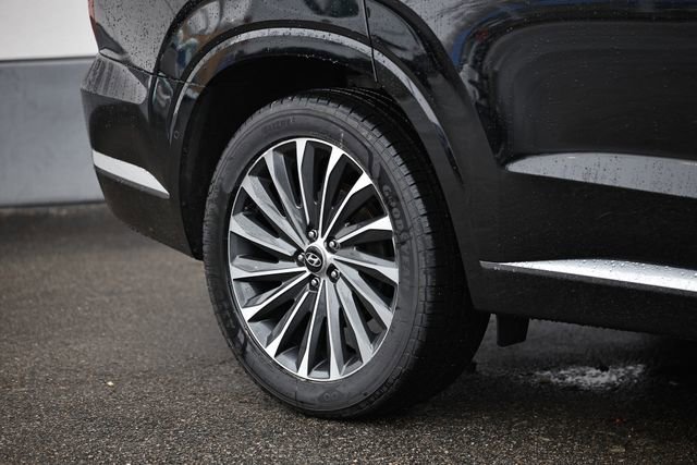 Used 2023 Hyundai Palisade Calligraphy image 6