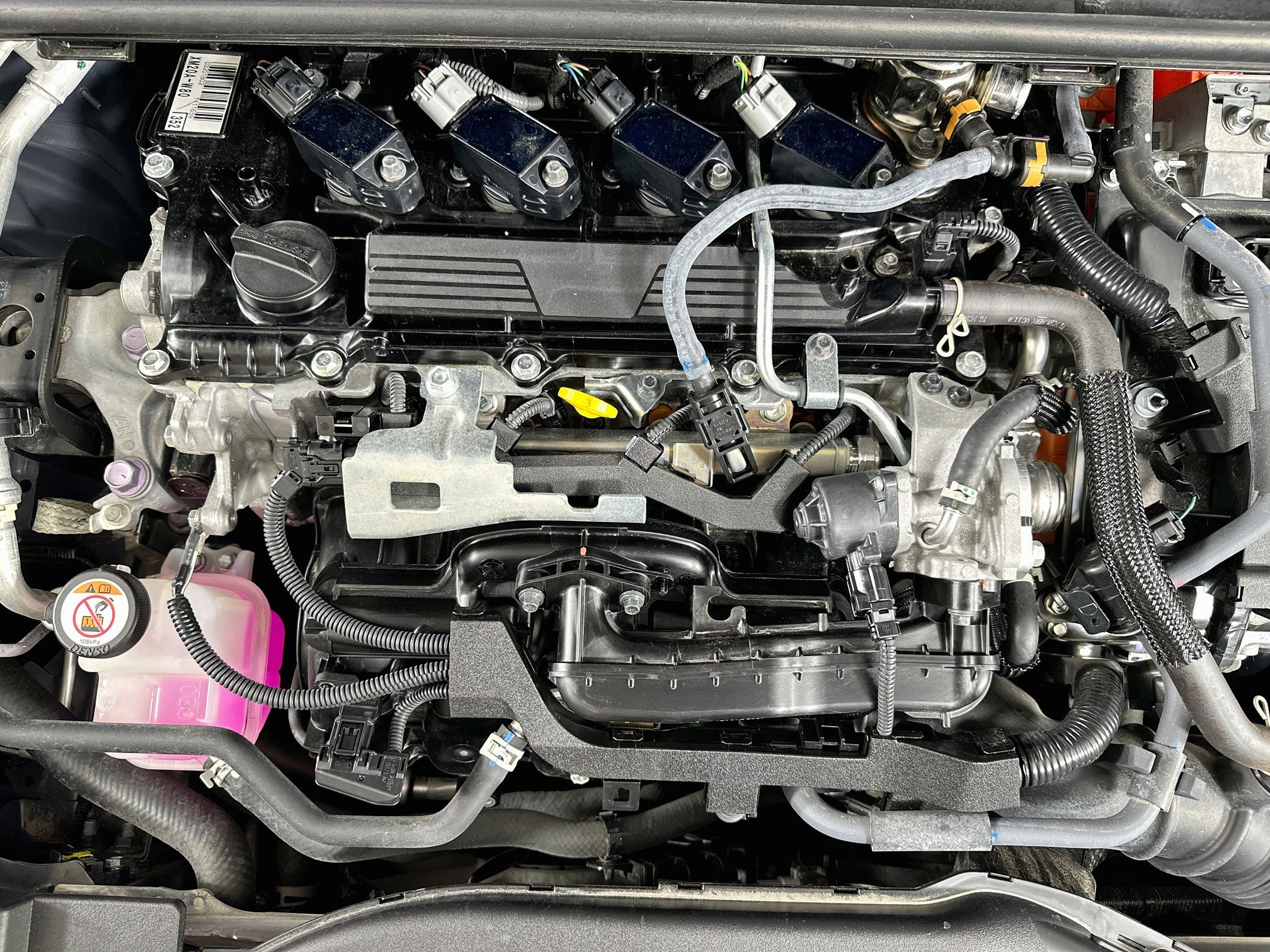 Used 2025 Toyota Prius LE FWD image 31
