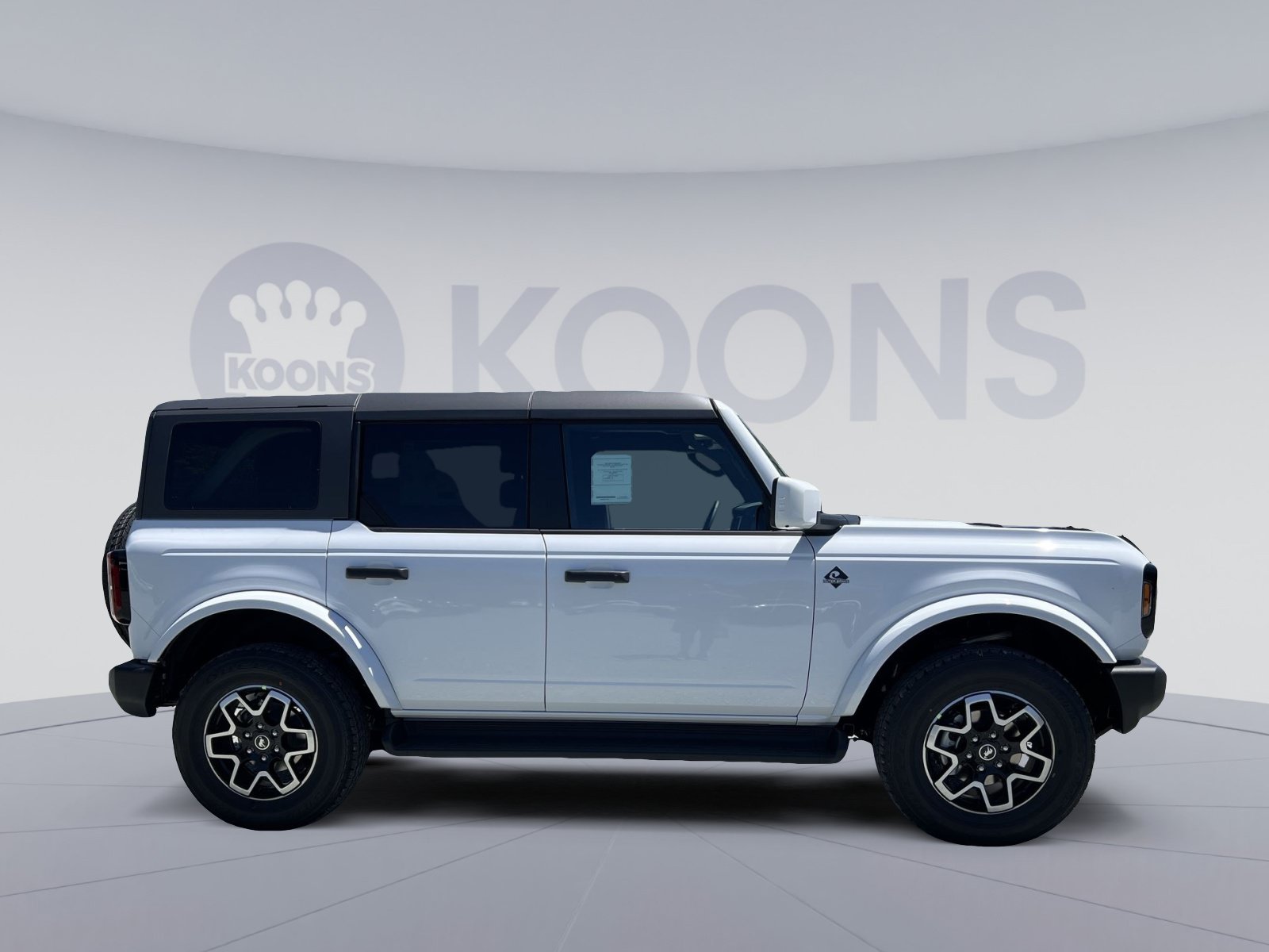 New 2026 Ford Bronco Outer Banks AWD/4WD image 8