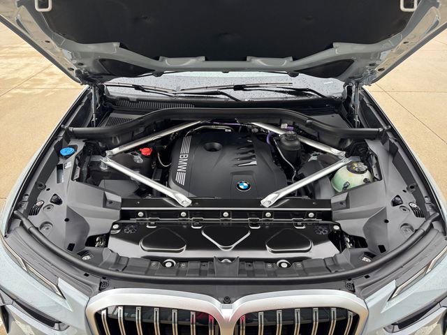 New 2026 BMW X7 xDrive40i w/ M Sport Package image 36
