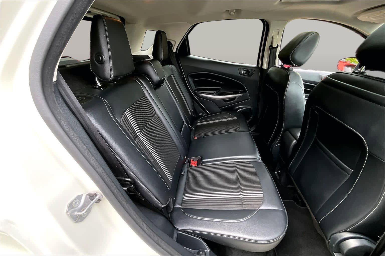 Used 2020 Ford EcoSport SES w/ SES Black Appearance Package AWD/4WD image 19