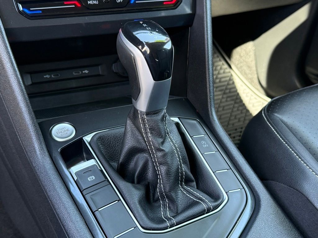 Used 2023 Volkswagen Tiguan SE image 21