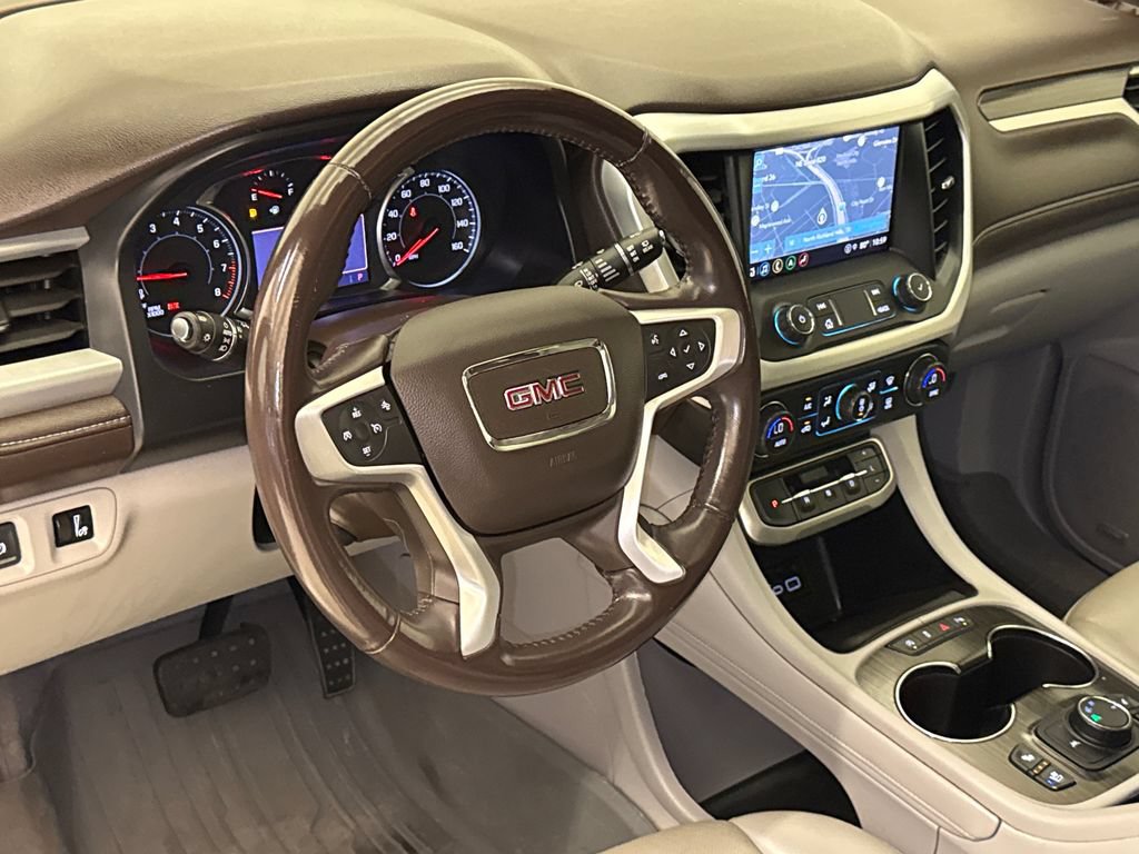 Used 2021 GMC Acadia SLT w/ Premium Package FWD image 21