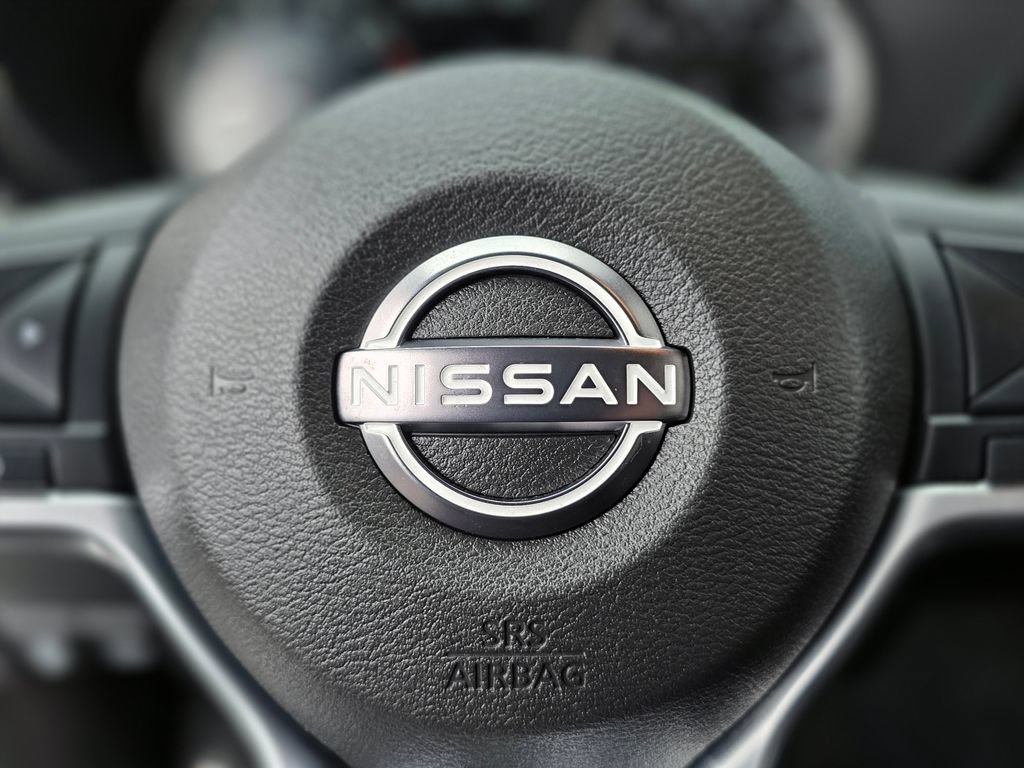 Used 2025 Nissan Versa SR w/ Trunk Package FWD image 24