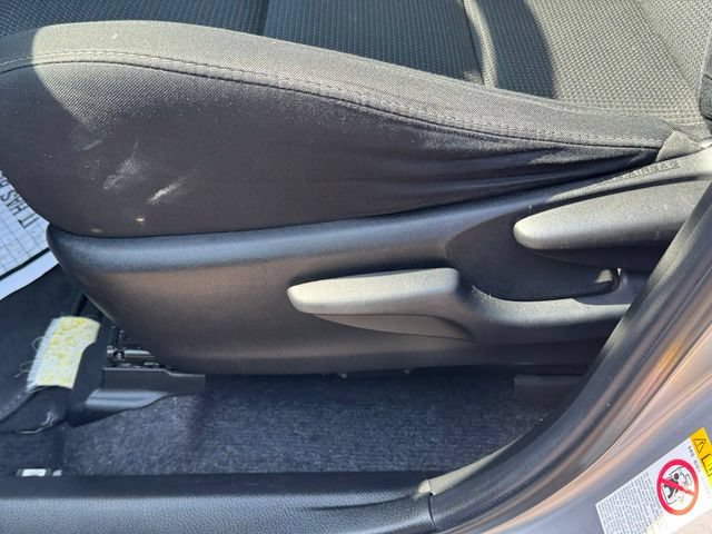 Used 2018 Toyota RAV4 XLE FWD image 10