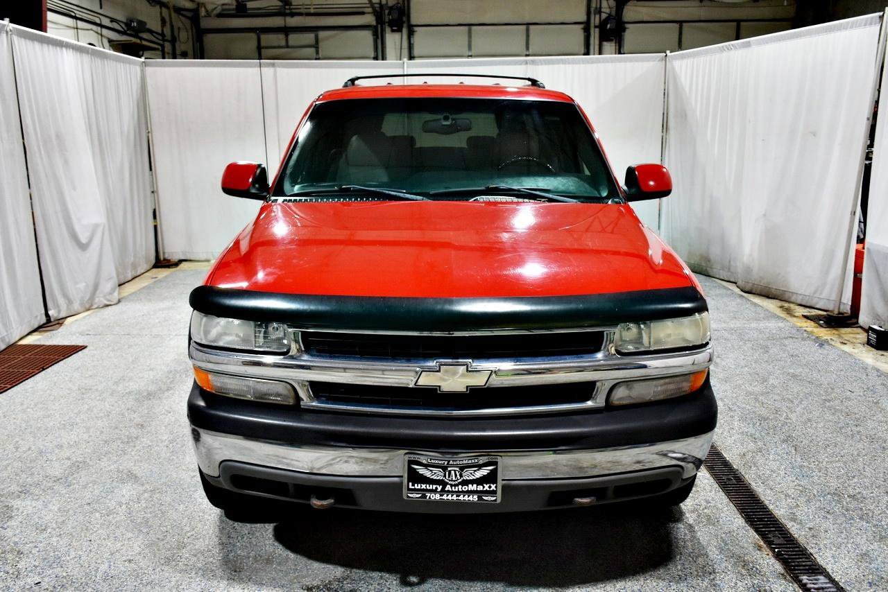 Used 2001 Chevrolet Suburban 2500 LT w/ LT Preferred Equipment Group RWD image 2