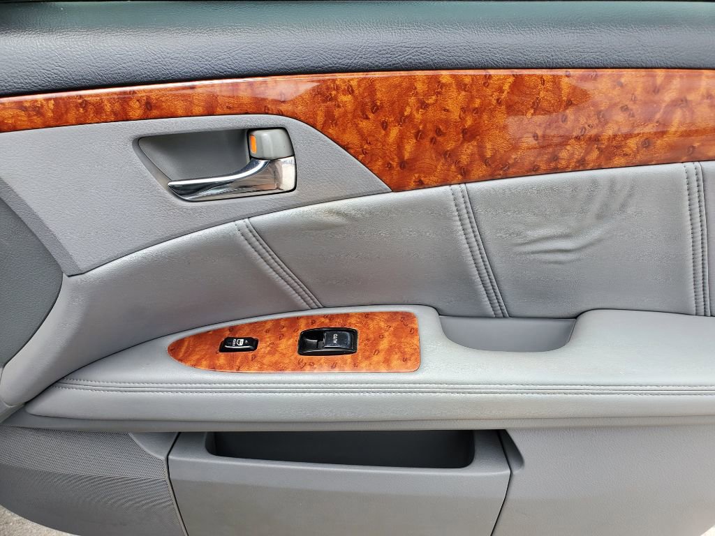Used 2005 Toyota Avalon FWD image 40