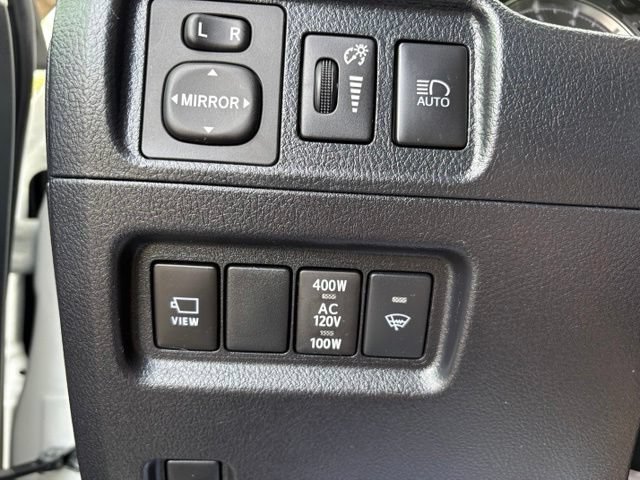 Used 2022 Toyota 4Runner Limited AWD/4WD image 20