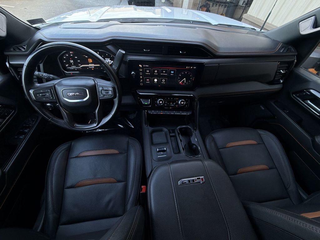 Used 2024 GMC Sierra 2500 AT4 w/ AT4 Premium Plus Package AWD/4WD image 23