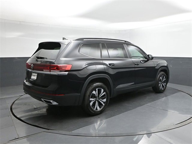 New 2026 Volkswagen Atlas SE image 11