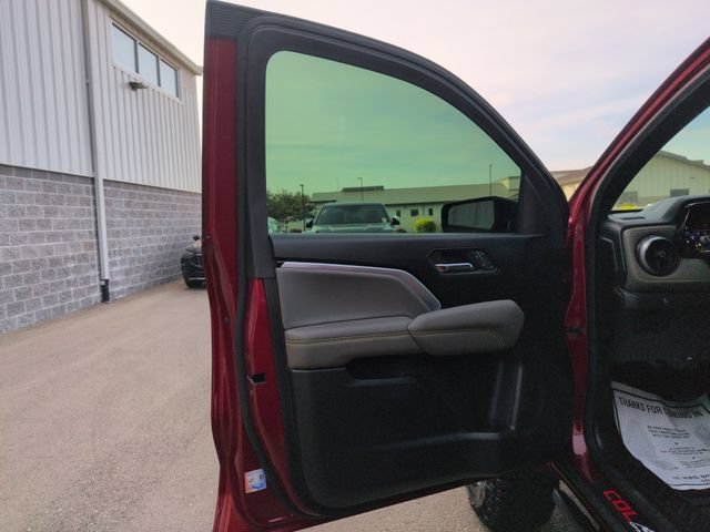 Used 2024 Chevrolet Colorado ZR2 w/ ZR2 Convenience Package III AWD/4WD image 10