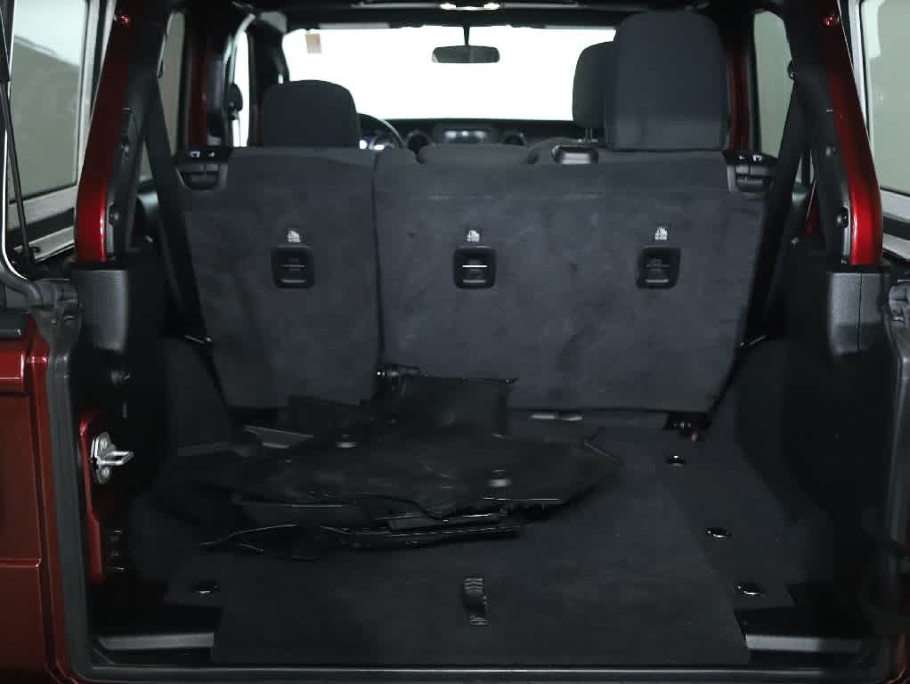 Used 2021 Jeep Wrangler Unlimited Sport AWD/4WD image 30