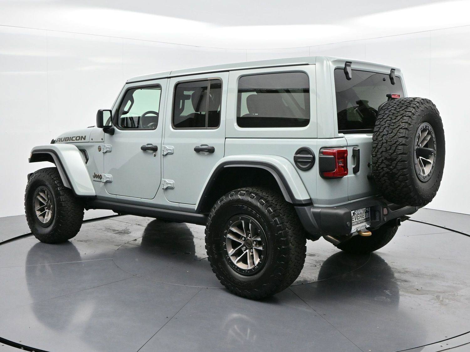 Used 2024 Jeep Wrangler Unlimited Rubicon 392 image 5