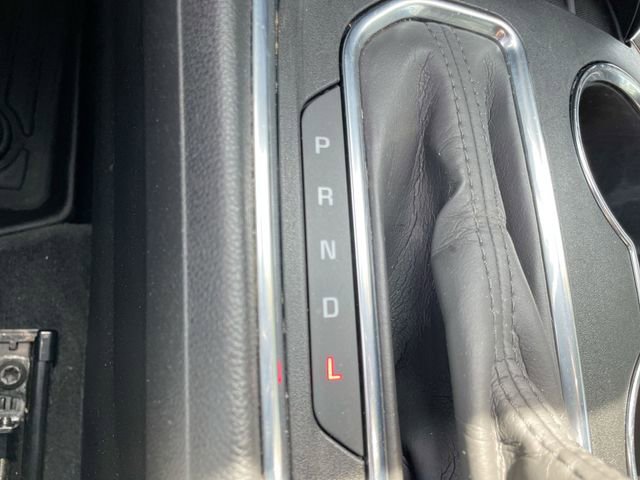 Used 2022 Chevrolet Traverse Premier FWD image 27