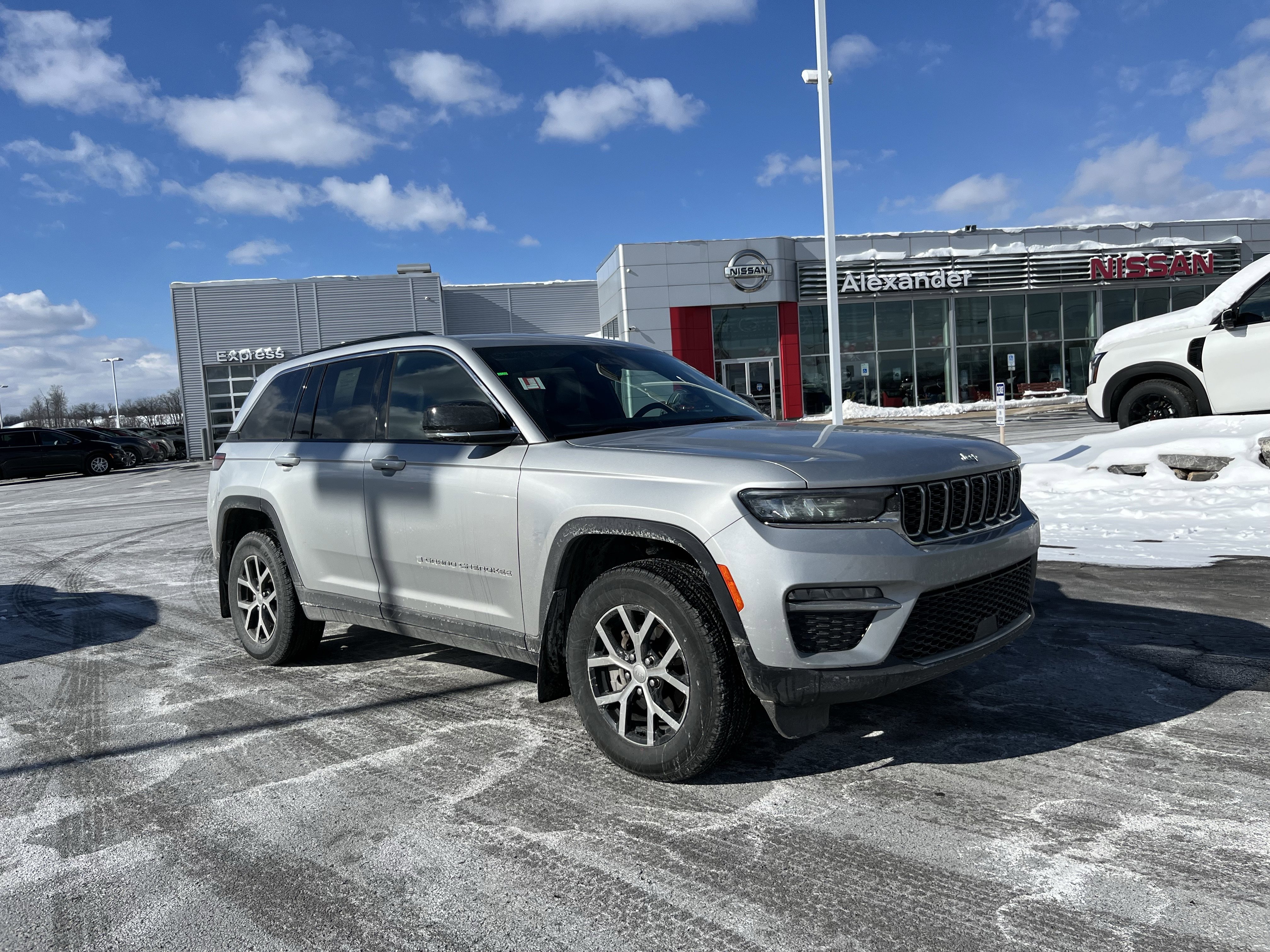 Used 2025 Jeep Grand Cherokee Limited video 1