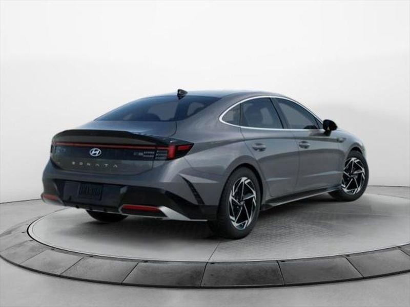 New 2026 Hyundai Sonata SEL image 4