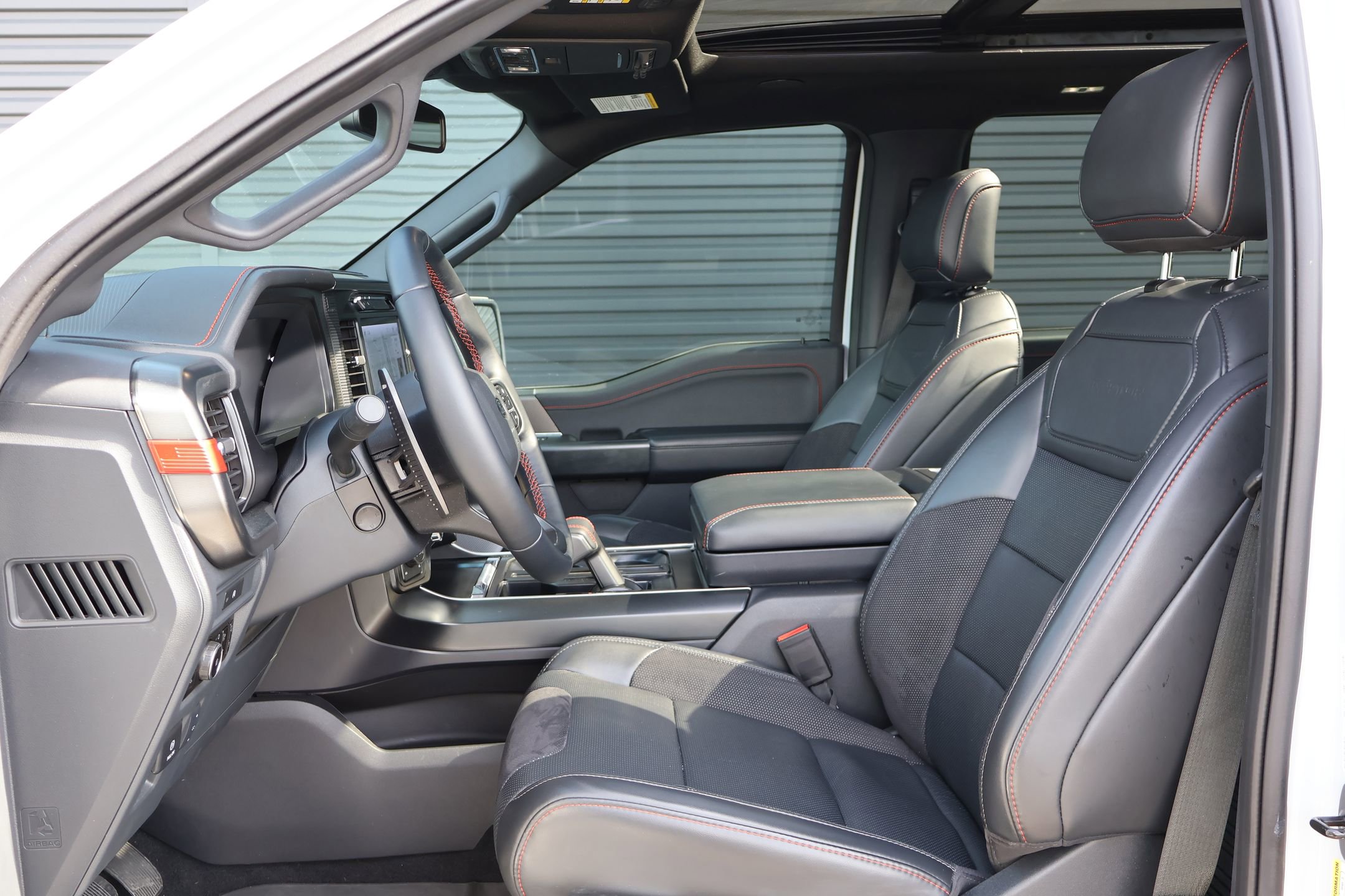 Used 2025 Ford F150 Raptor image 22