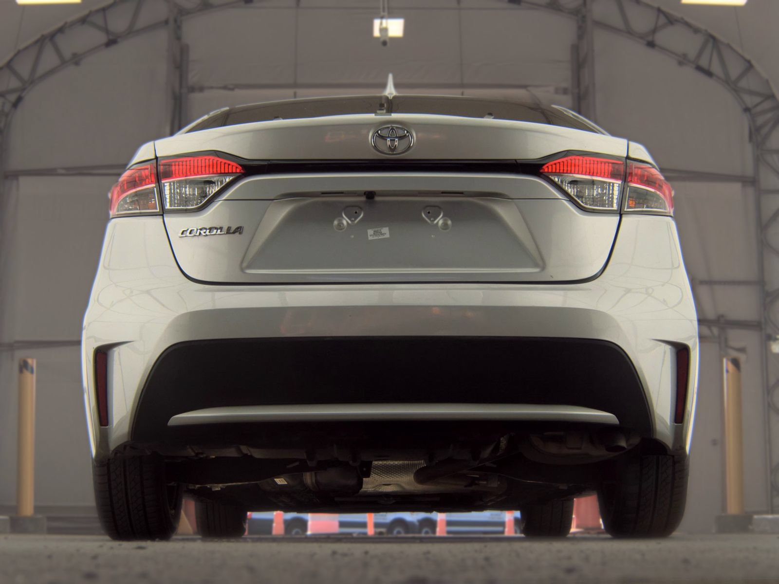 Used 2020 Toyota Corolla LE FWD image 6