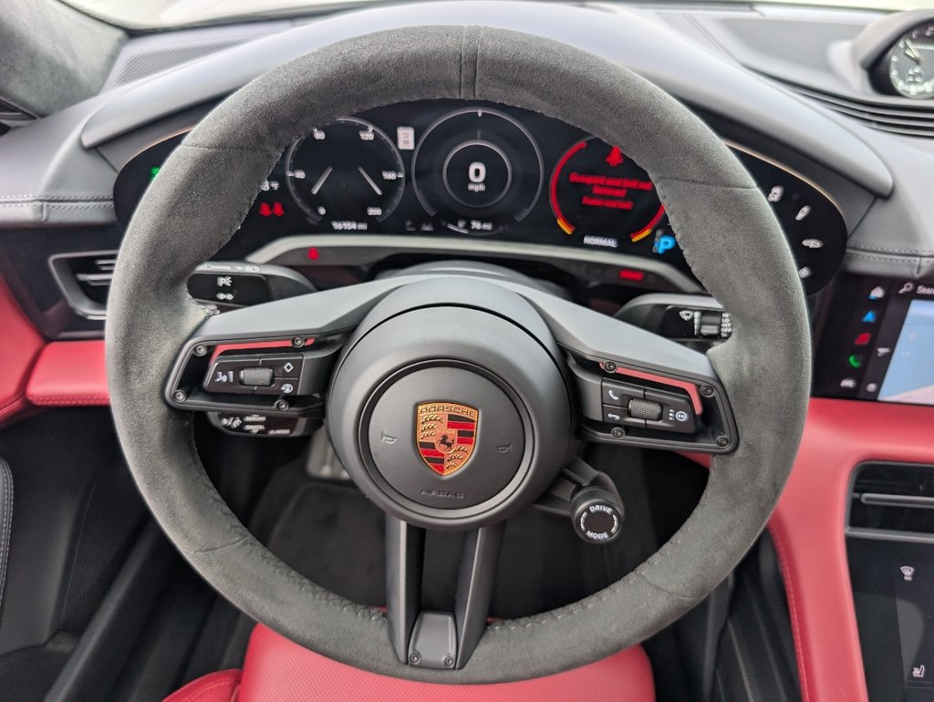 Certified 2024 Porsche Taycan GTS AWD/4WD image 21