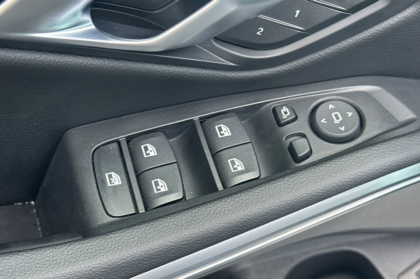 Used 2025 BMW 330i xDrive Sedan image 13