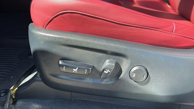 Used 2023 Lexus GX 460 Premium w/ Premium Plus Package image 10