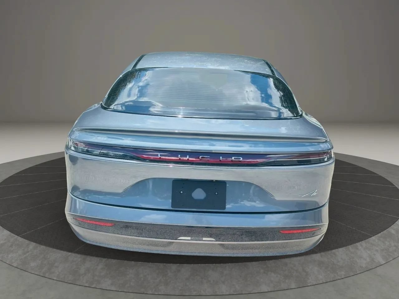 Used 2024 Lucid Air Pure RWD image 4
