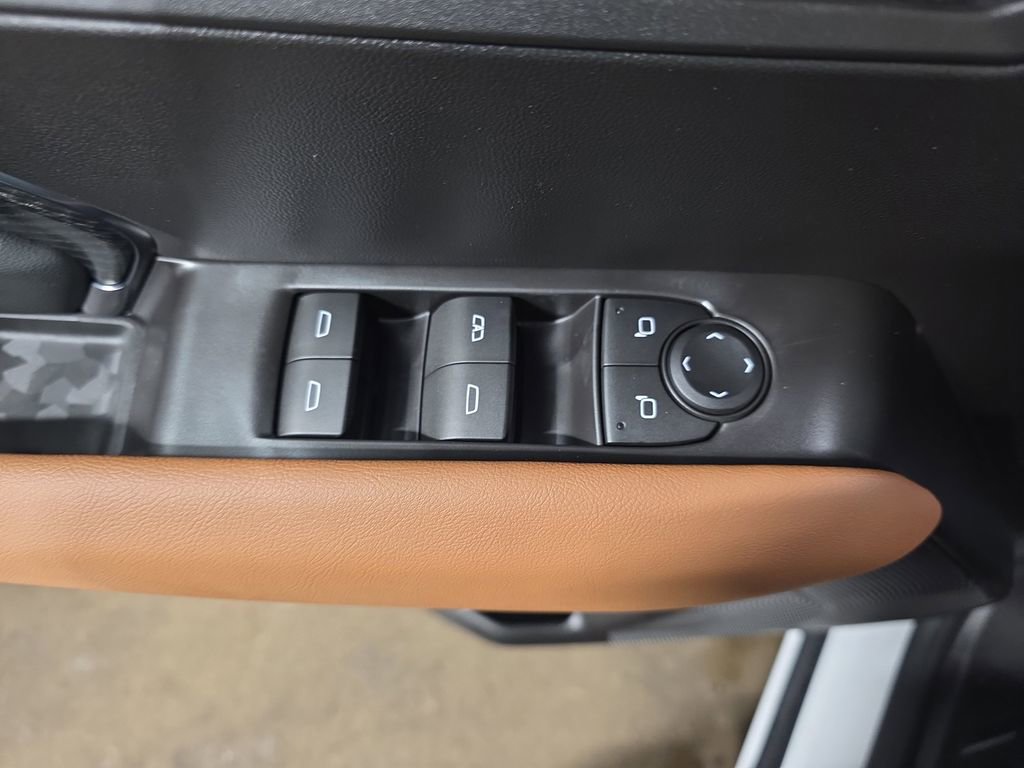 New 2026 GMC Canyon AT4 w/ Nightfall Essentials Package image 27