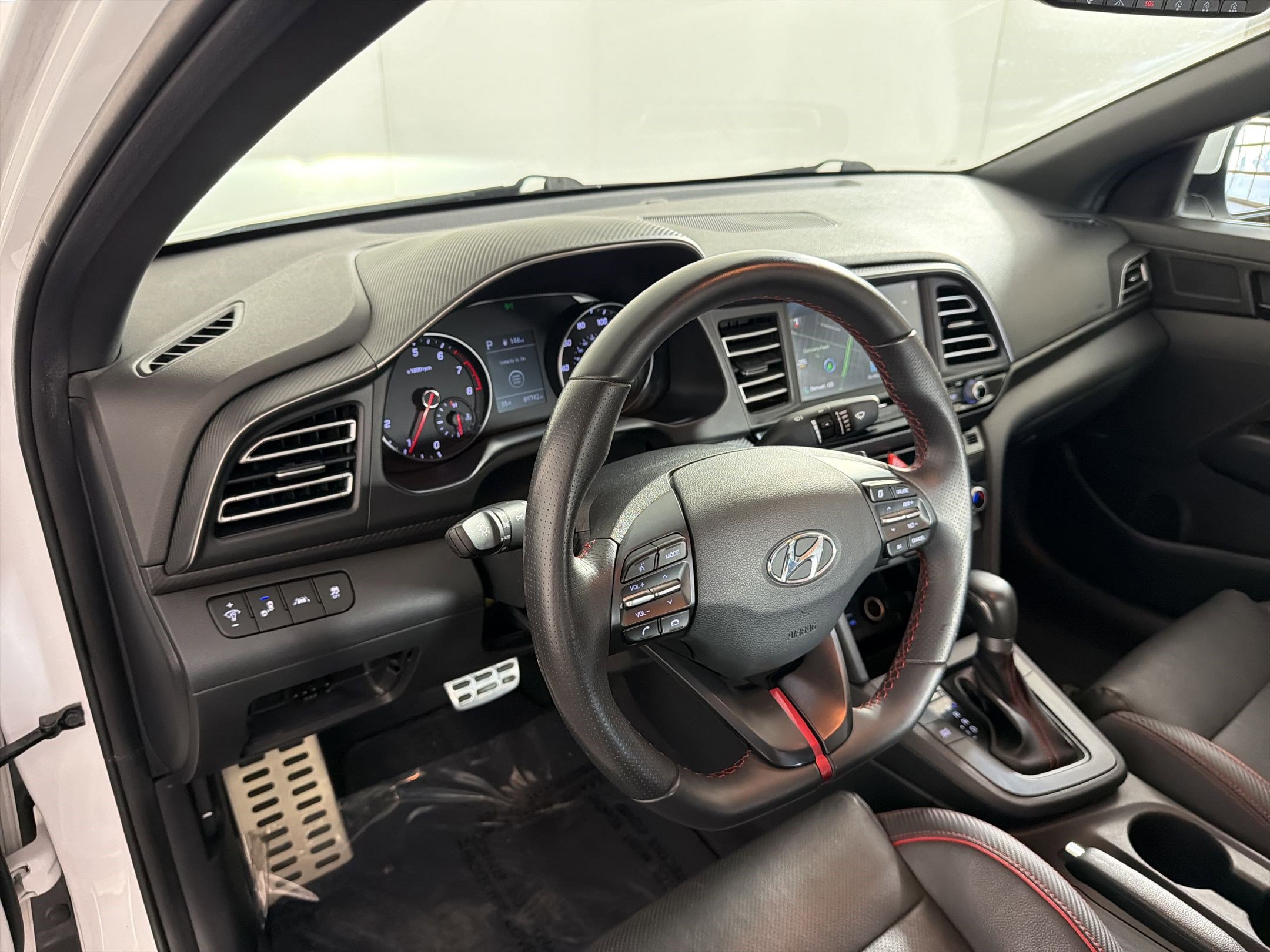 Used 2020 Hyundai Elantra Sport w/ Premium Package 02 image 4