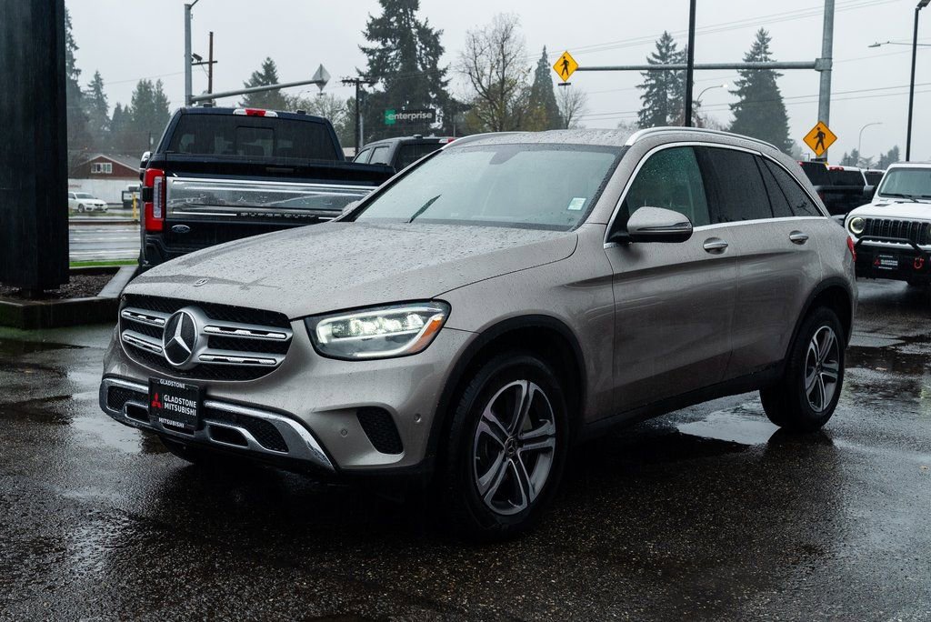 Used 2021 Mercedes-Benz GLC 300 4MATIC image 3