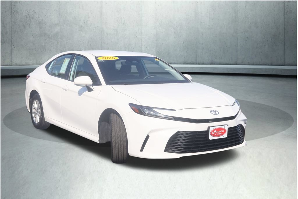 Used 2025 Toyota Camry LE w/ Convenience Package AWD/4WD image 11