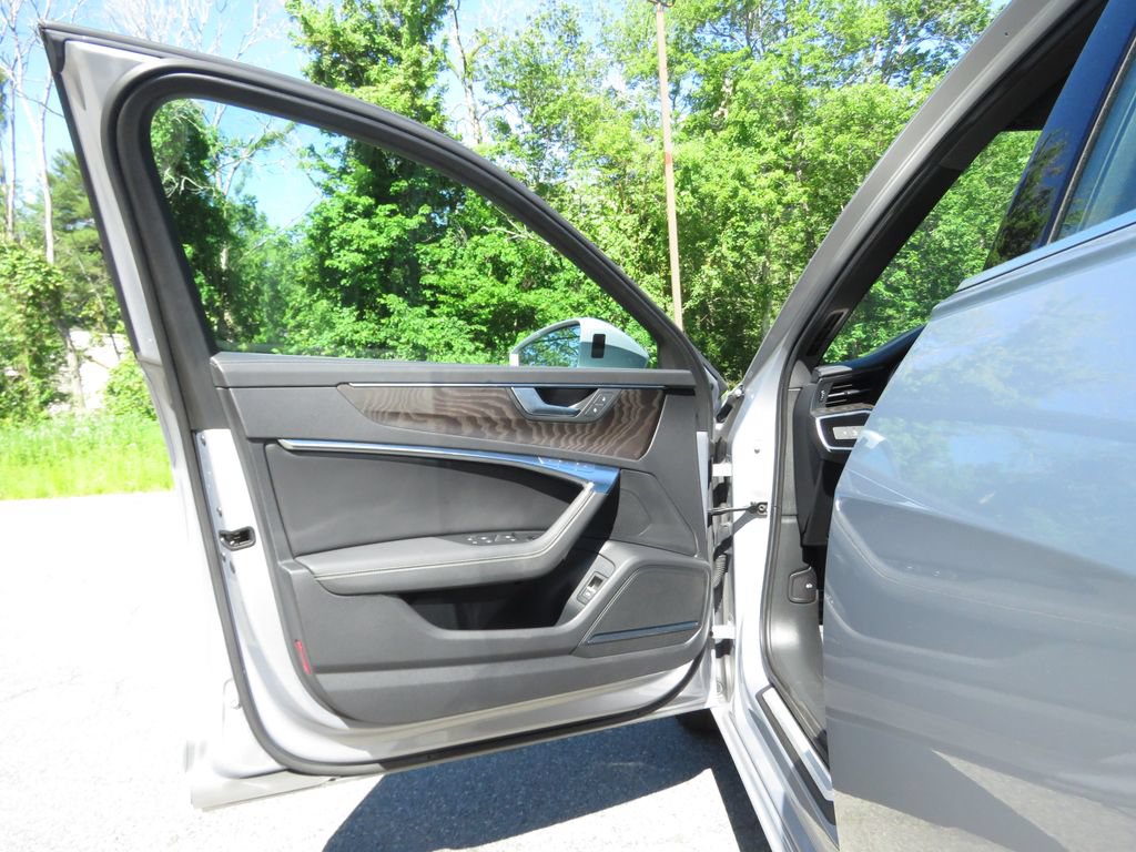Used 2021 Audi A6 Premium Plus w/ Premium Plus Package AWD/4WD image 9
