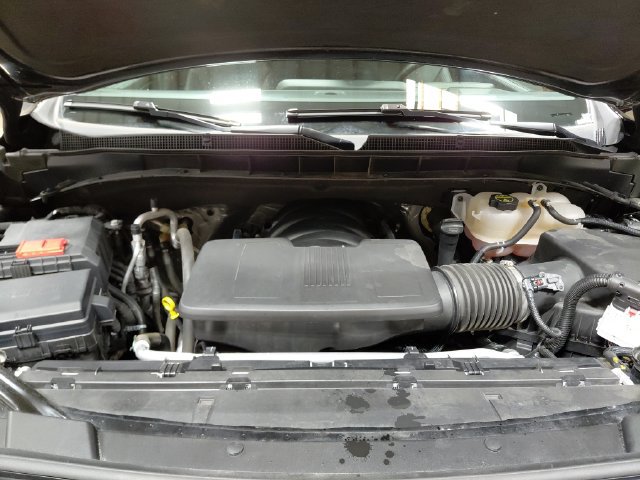 Certified 2025 Chevrolet Suburban Z71 AWD/4WD image 14