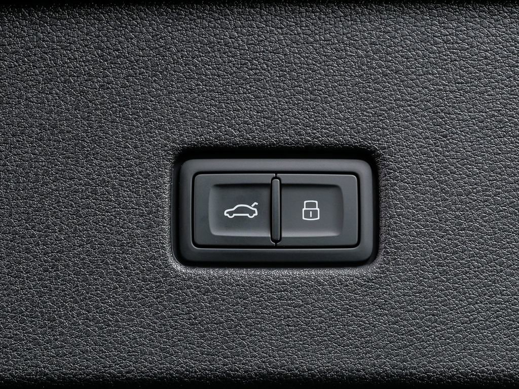 New 2026 Audi RS Q8 performance image 33