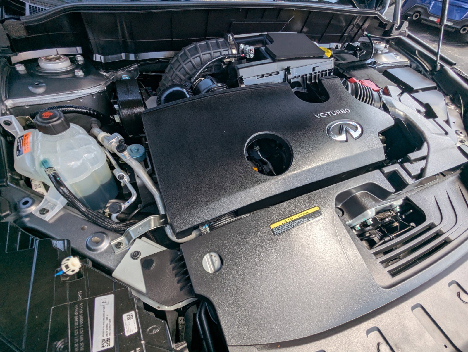 Used 2023 INFINITI QX50 Luxe w/ Accent Package FWD image 23