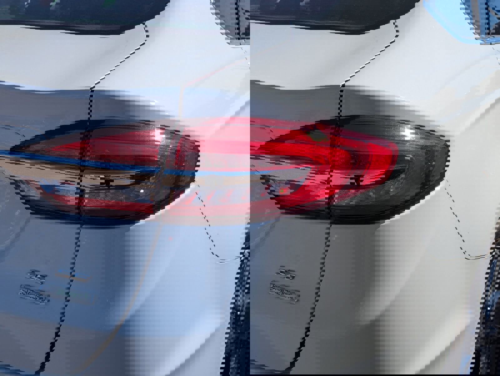 Used 2017 Ford Fusion SE w/ Fusion SE Technology Package image 7