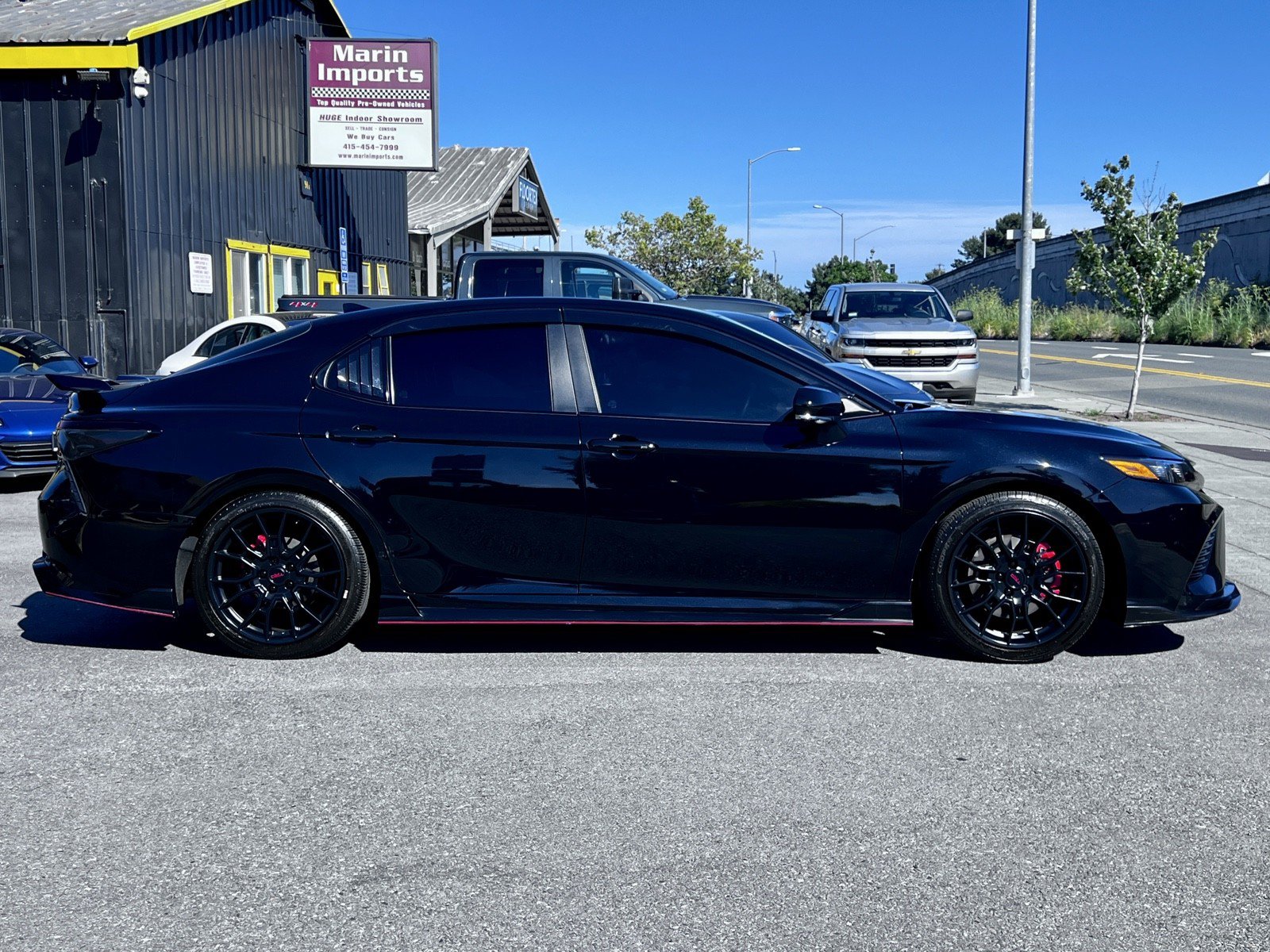 Used 2022 Toyota Camry TRD w/ TRD Package w/JBL Audio FWD image 5