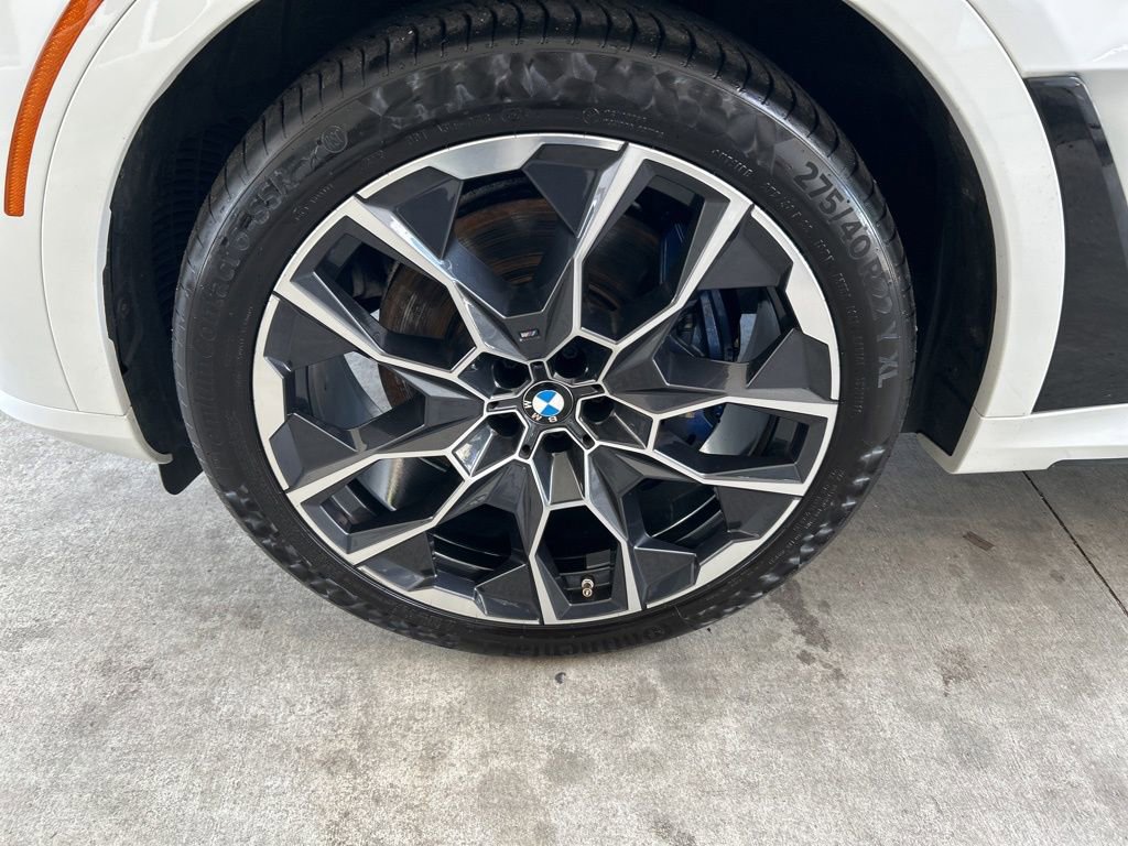 Used 2024 BMW X7 xDrive40i w/ M Sport Package image 14