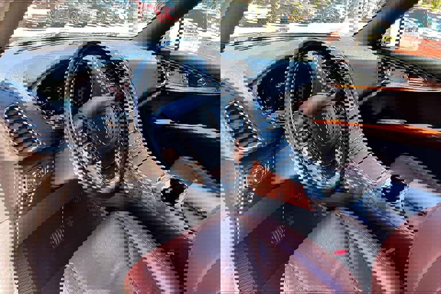 Used 2020 Lincoln Nautilus Reserve FWD image 18