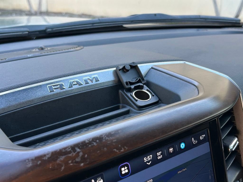 Used 2022 RAM 1500 Laramie RWD image 26