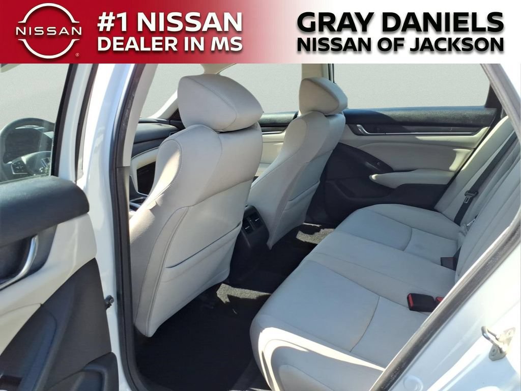Used 2019 Honda Accord EX image 27