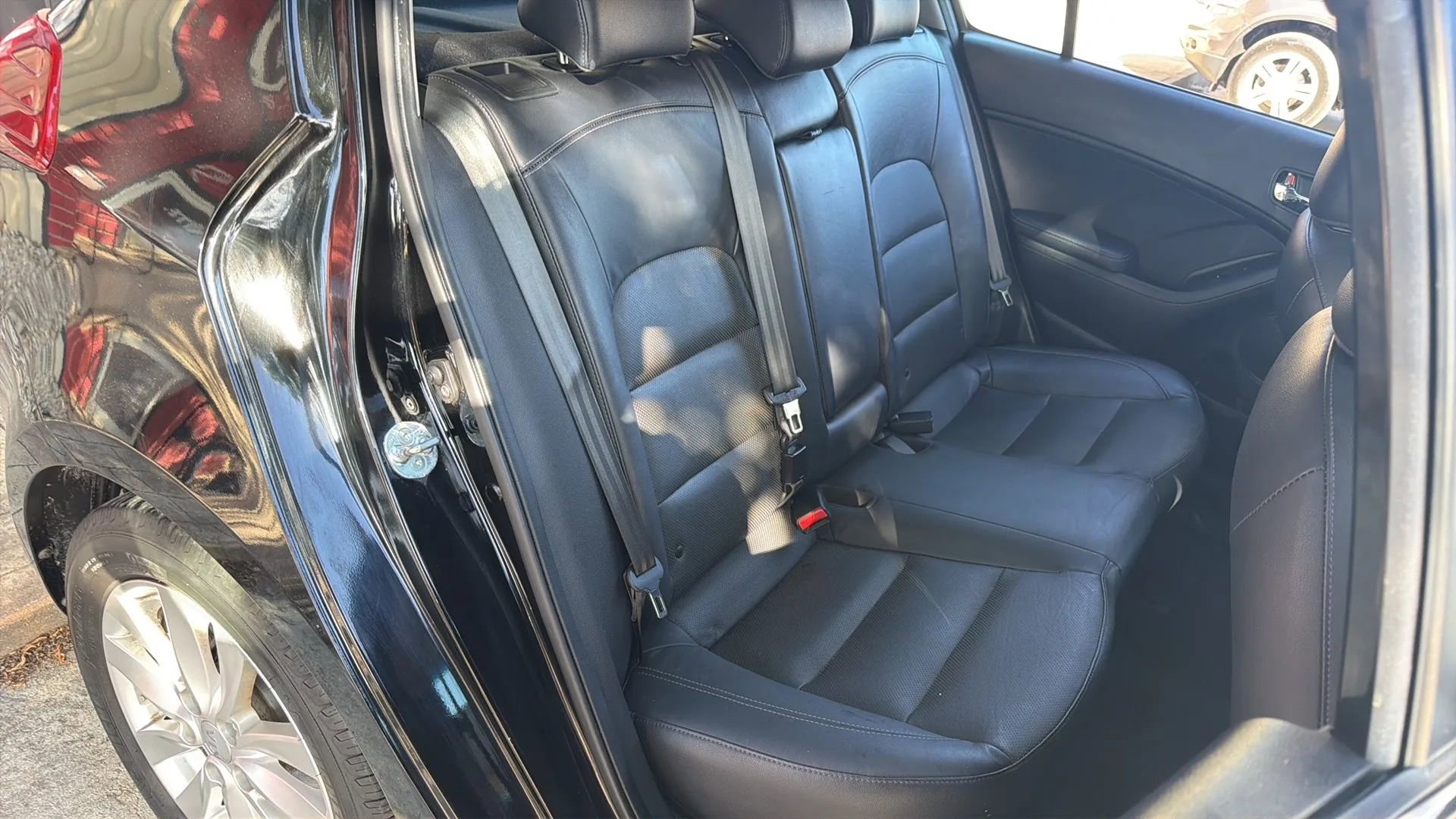 Used 2015 Kia Forte EX w/ EX Premium Package FWD image 23