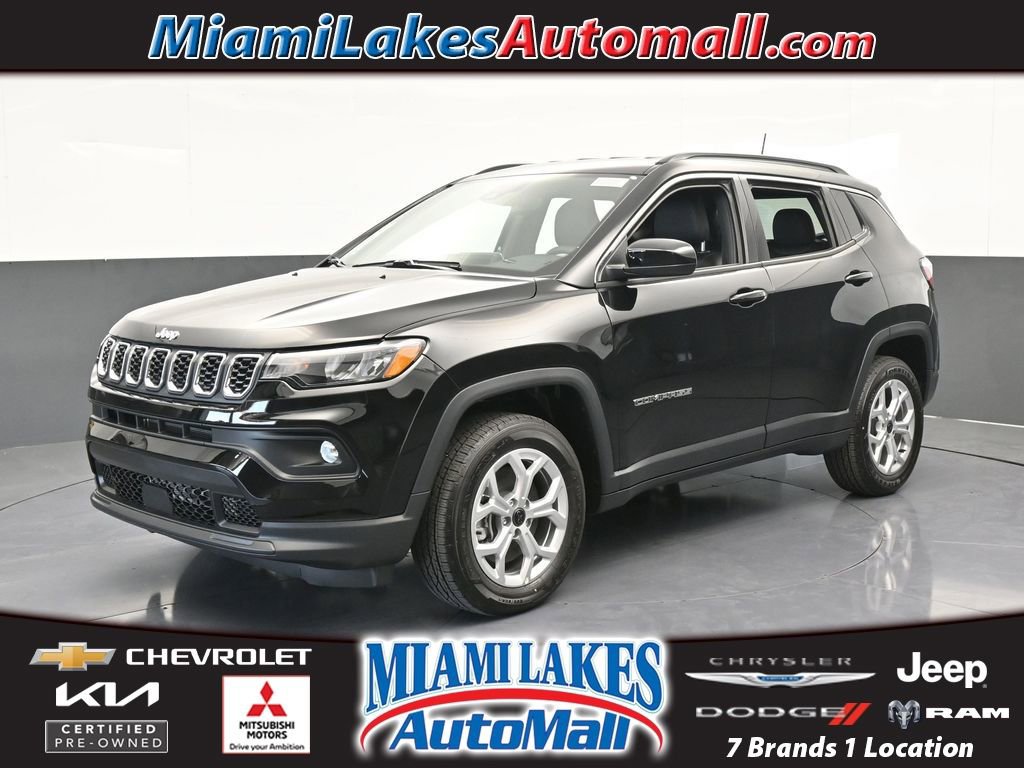 Used 2025 Jeep Compass Latitude image 1